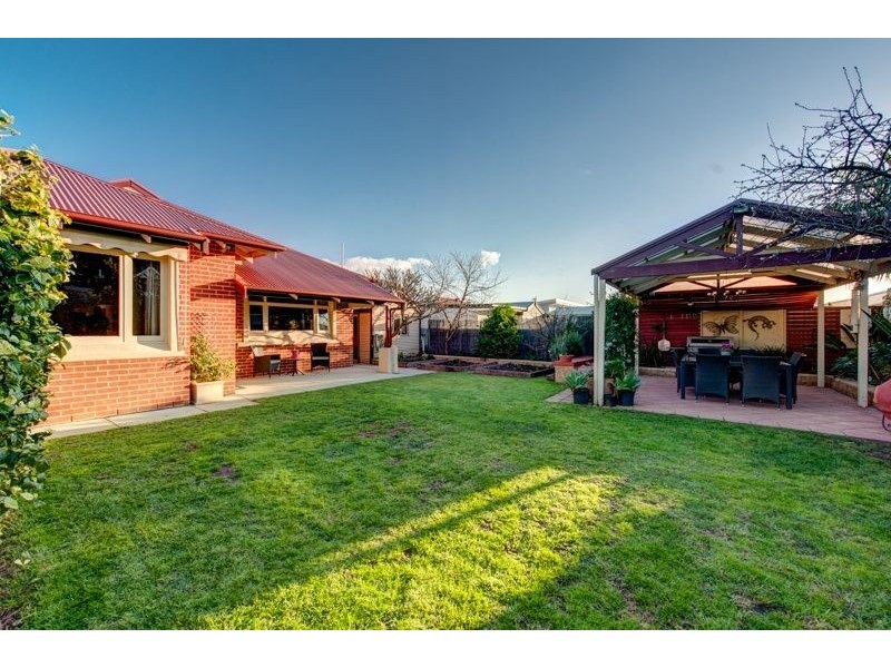 25 Gladys Street, Clarence Gardens SA 5039
