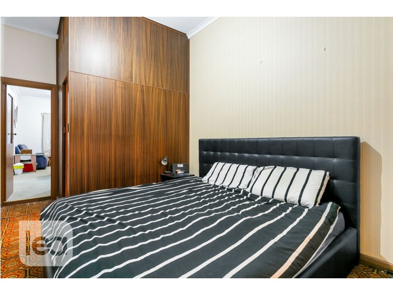 4 Newton Avenue, Clovelly Park SA 5042