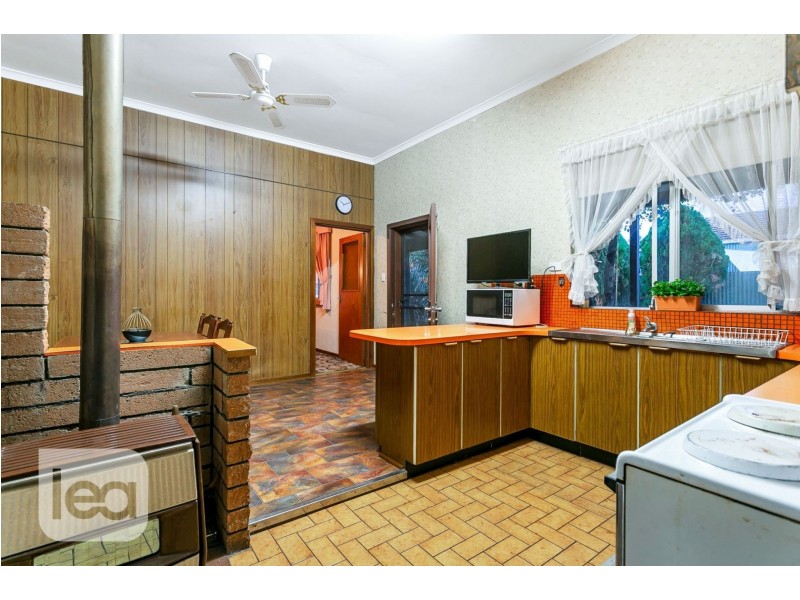 4 Newton Avenue, Clovelly Park SA 5042