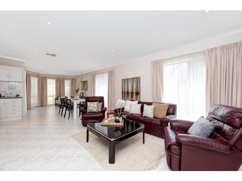 2A Ayr Avenue, Torrens Park SA 5062