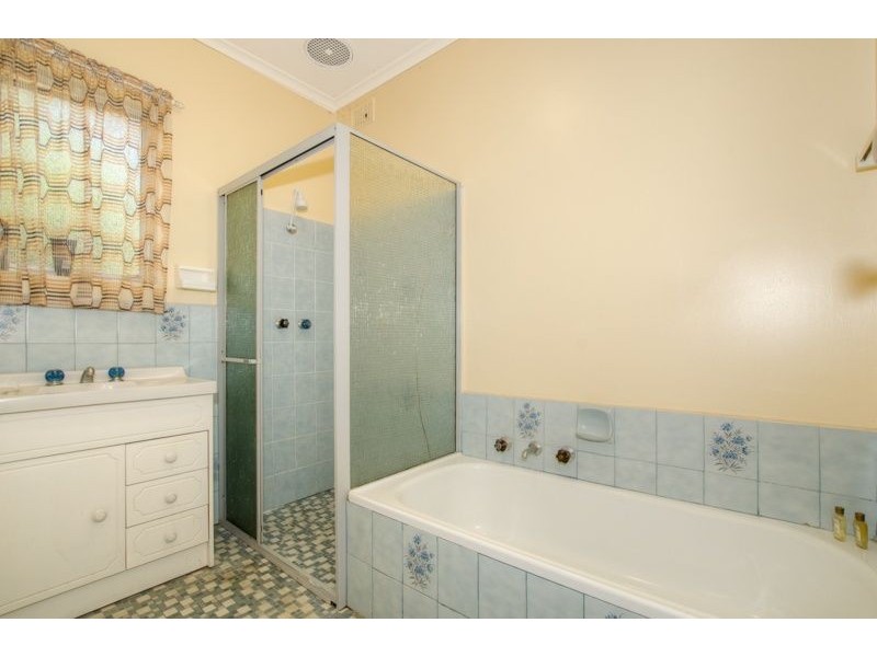 52 Todd Road, Para Hills SA 5096