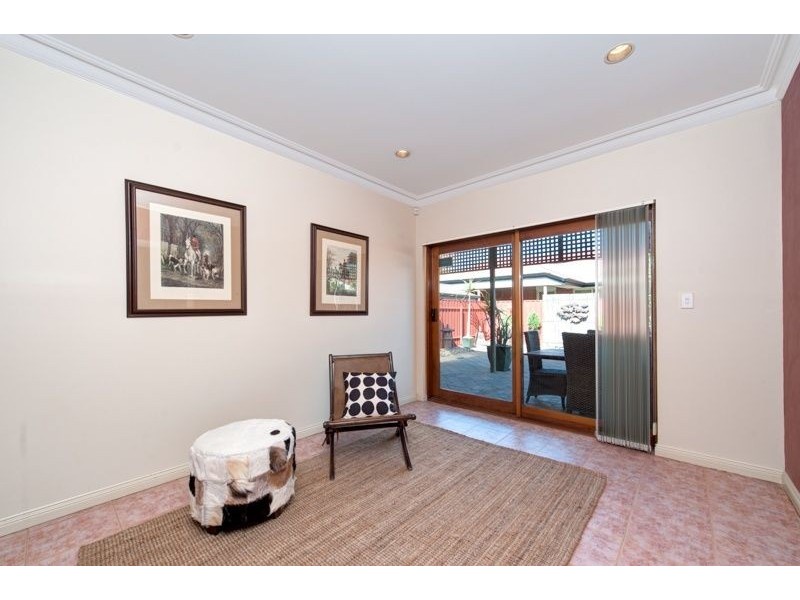 25 Burley Griffin Blvd, Brompton SA 5007