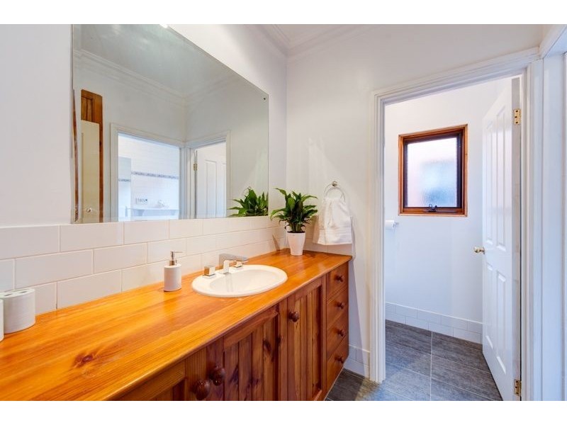 25 Burley Griffin Blvd, Brompton SA 5007