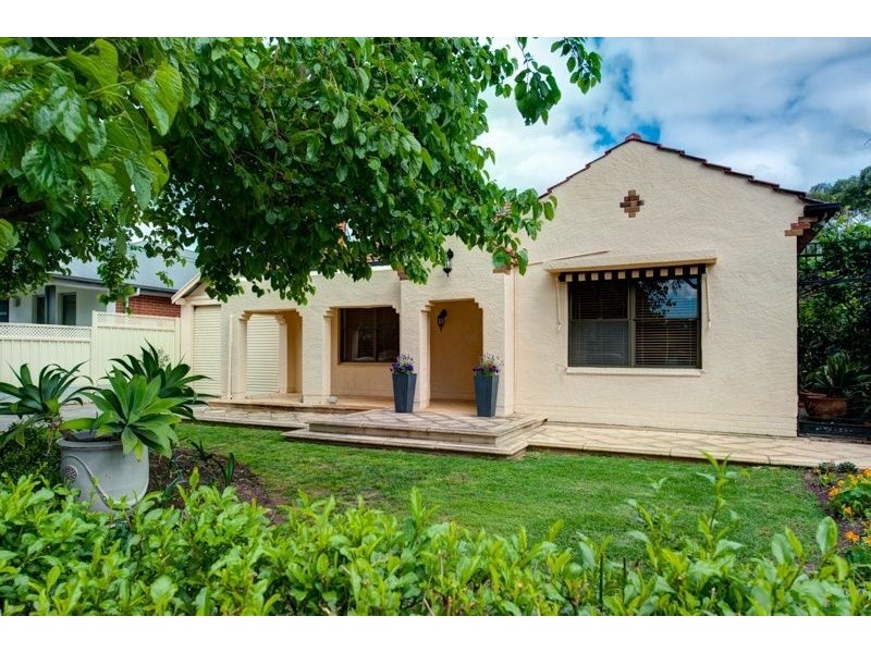 91 Avenue Road, Clarence Gardens SA 5039