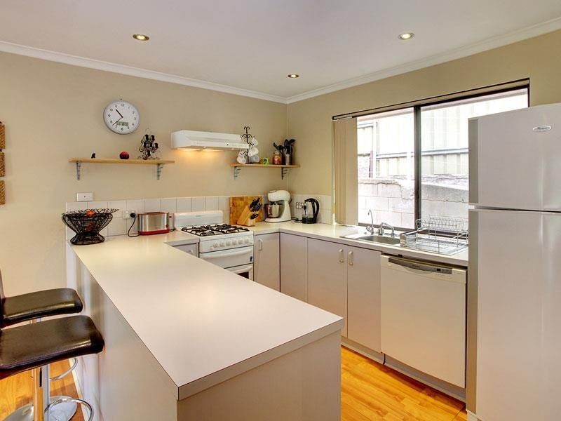 1/22 The Pines Close, Happy Valley SA 5159