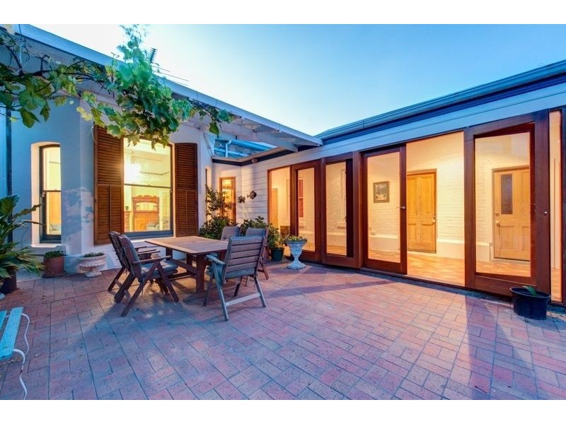 231 Esplanade, Henley Beach SA 5022