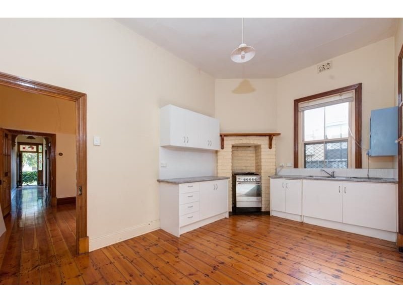 8A Dew Street, Mile End SA 5031