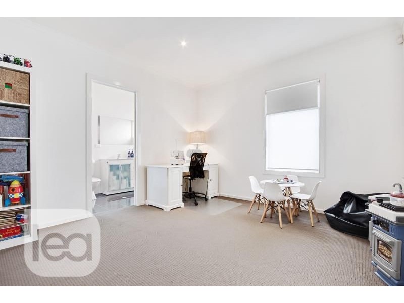 11/2 Steven Street, Seaton SA 5023