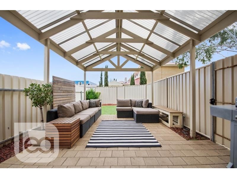 11/2 Steven Street, Seaton SA 5023