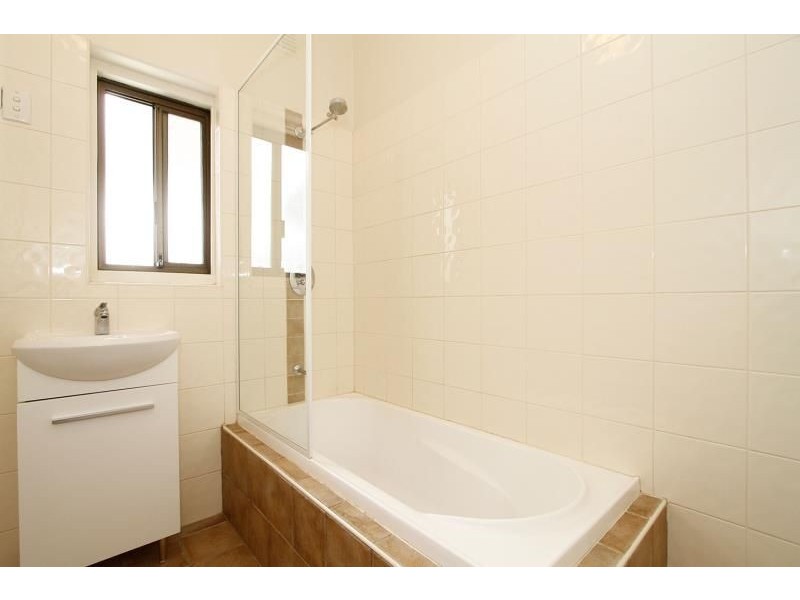 2 Stroud Street, Clearview SA 5085