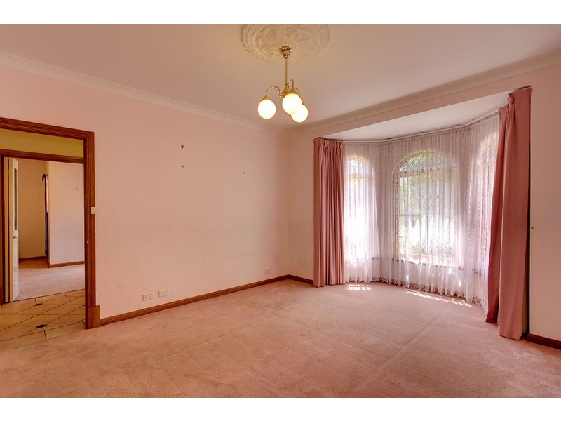 26 Kew Drive, Oakden SA 5086
