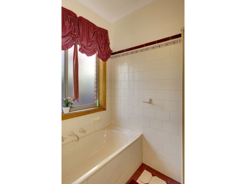 26 Kew Drive, Oakden SA 5086