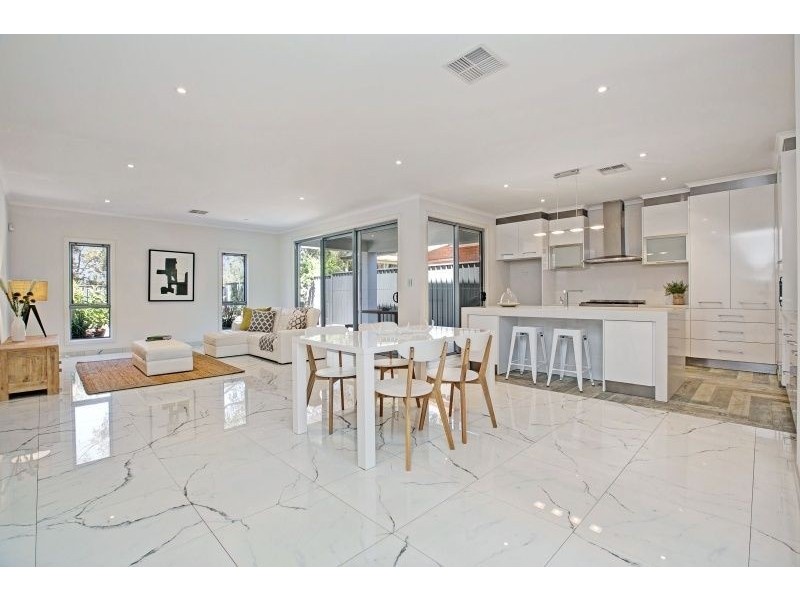 75 Beach Street, Grange SA 5022