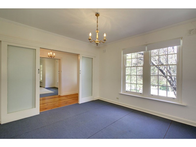 19 Currawong Ave, Glenalta SA 5052