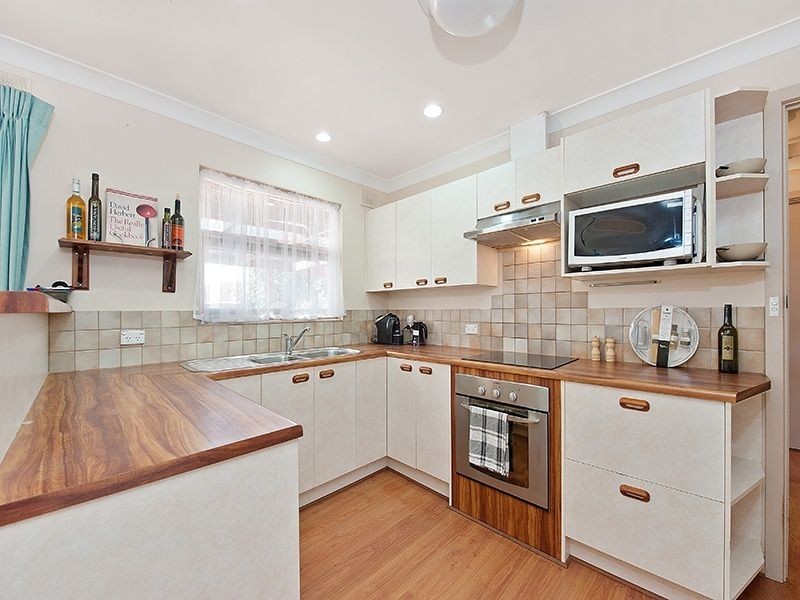 4 Ivy Way, Para Hills West SA 5096