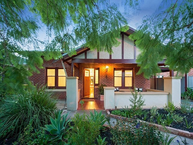 19 Albert Street, Clarence Gardens SA 5039