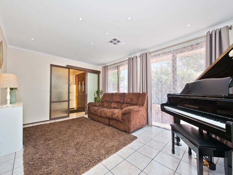 13 Lynnette Lane, Salisbury Downs SA 5108