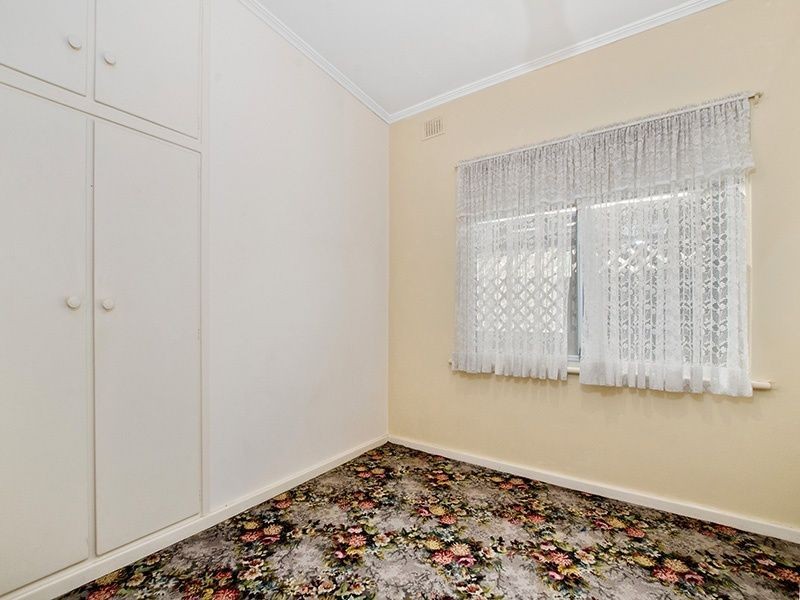 11 Ascot Avenue, Vale Park SA 5081