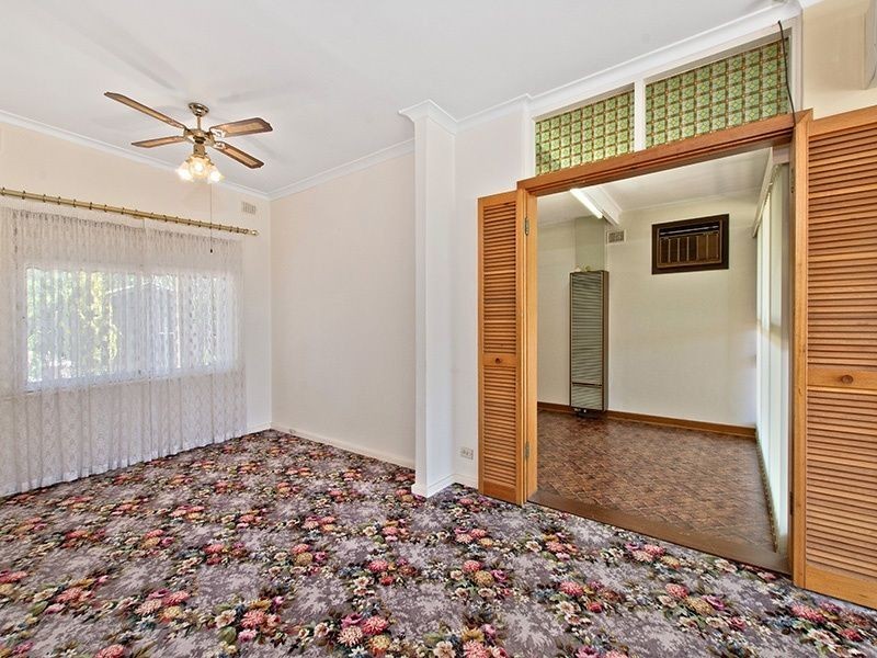 11 Ascot Avenue, Vale Park SA 5081