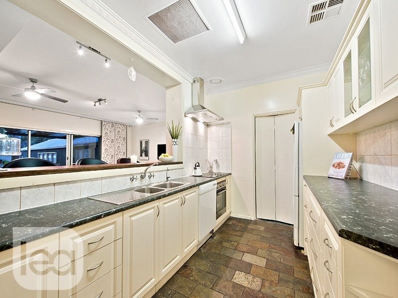 1 Fulton Place, Clarence Gardens SA 5039