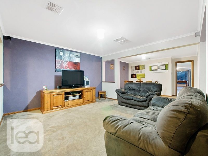 12 Grandview Place, Blakeview SA 5114