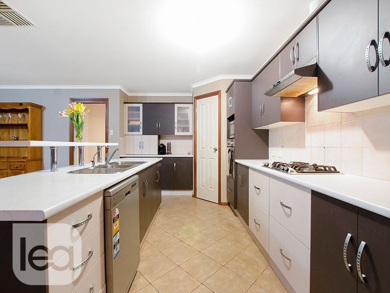 12 Grandview Place, Blakeview SA 5114