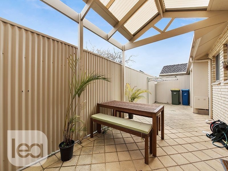 2/22 Cowper Road, Black Forest SA 5035