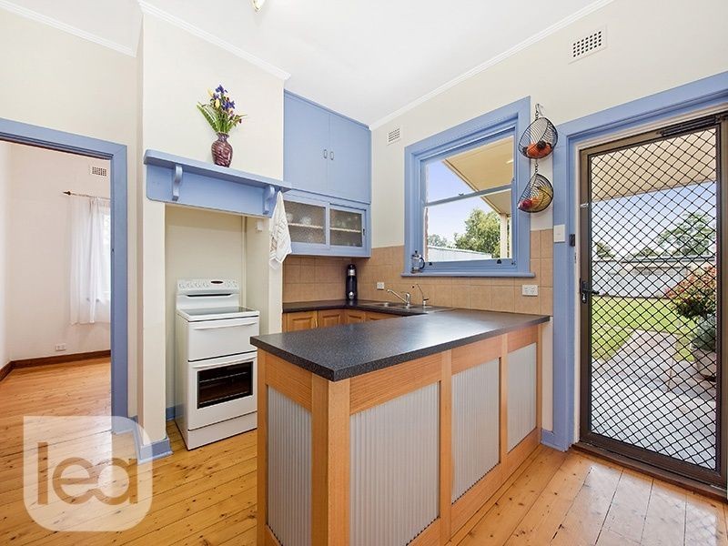 9 Chamberlain Avenue, Clarence Gardens SA 5039