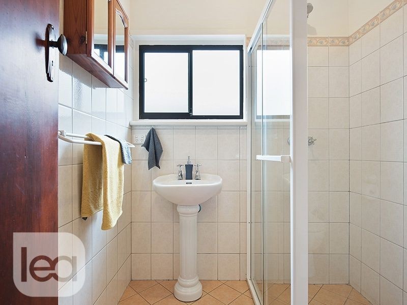 9 Chamberlain Avenue, Clarence Gardens SA 5039