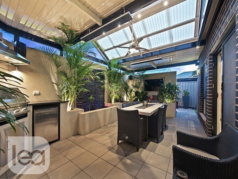 5 Richard Avenue, Mitchell Park SA 5043