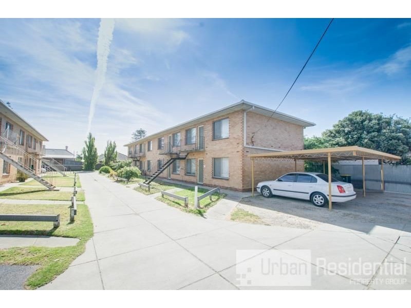 2/2 Inverarity Place, Glenelg North SA 5045