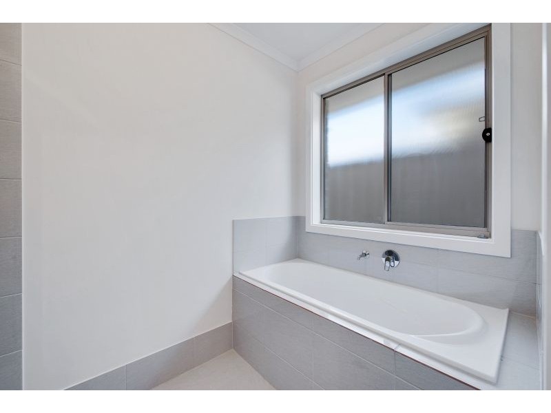 7 Magellan Road, Seaford Meadows SA 5169