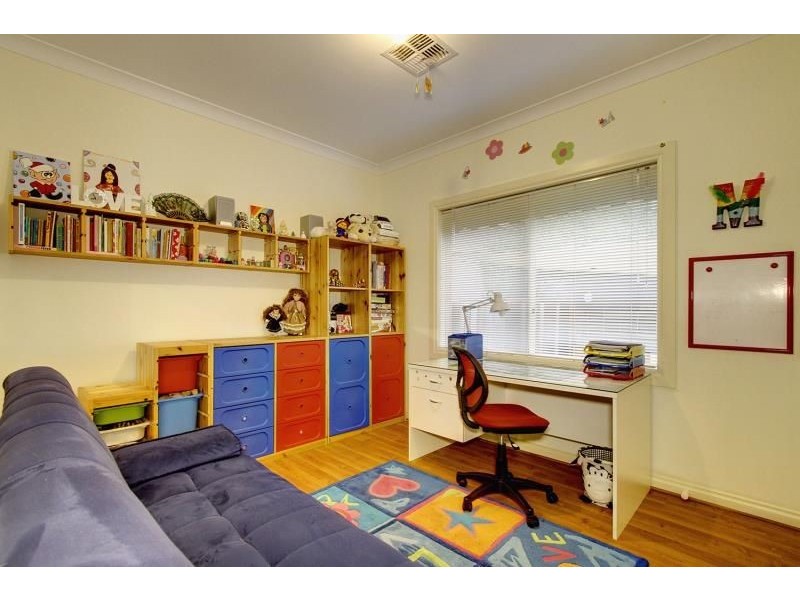 8 Lindsay Street, Rostrevor SA 5073