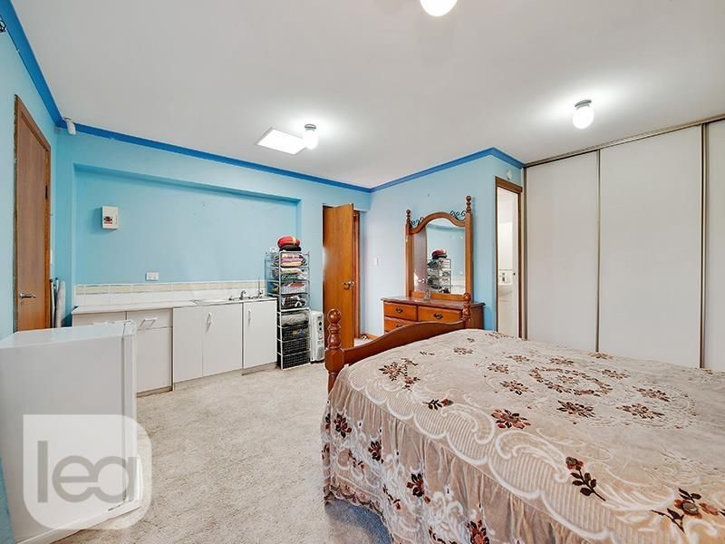 18A Calomba Crescent, Happy Valley SA 5159