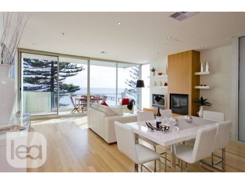 17/2 South Esplanade, Glenelg SA 5045