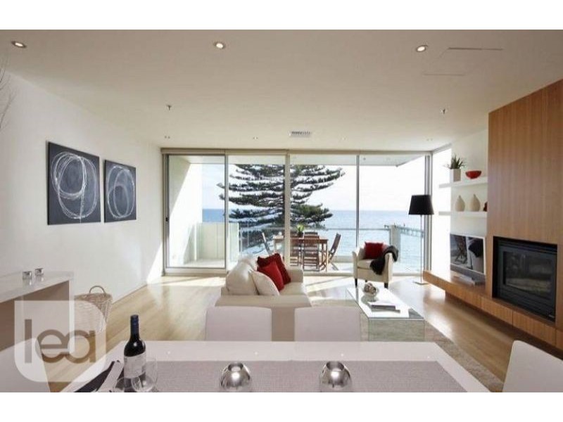 17/2 South Esplanade, Glenelg SA 5045
