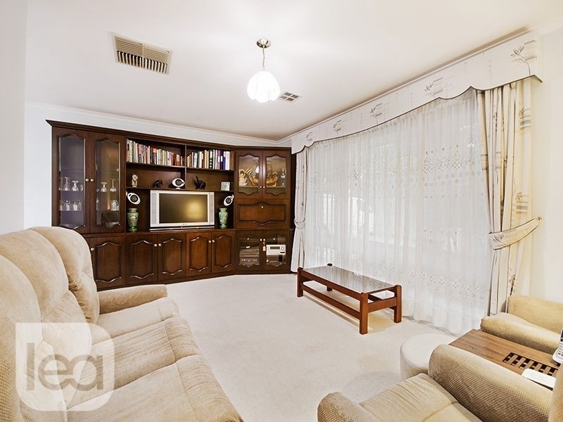 11 Norbury Drive, Salisbury Downs SA 5108
