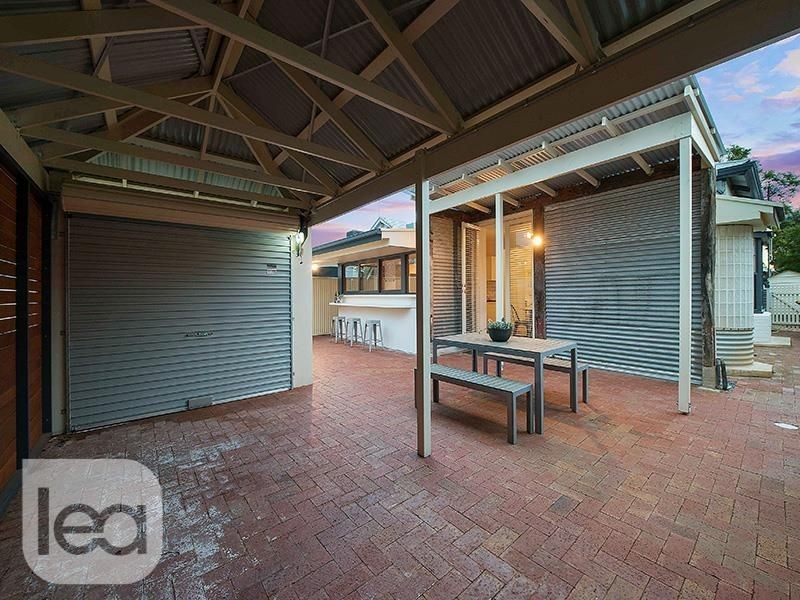 23 Addison Road, Black Forest SA 5035