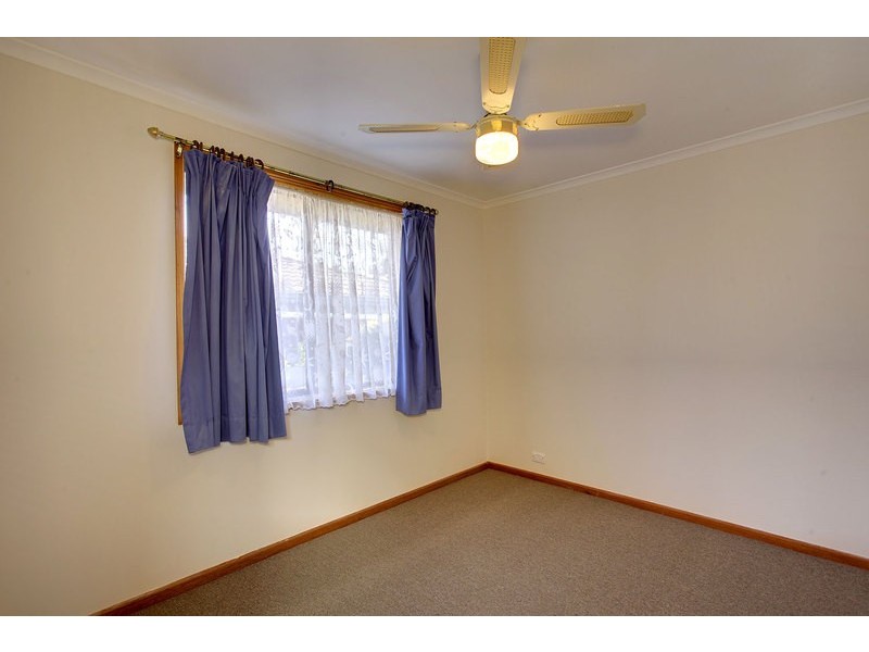 16 Sherebrooke Blvd, Woodcroft SA 5162