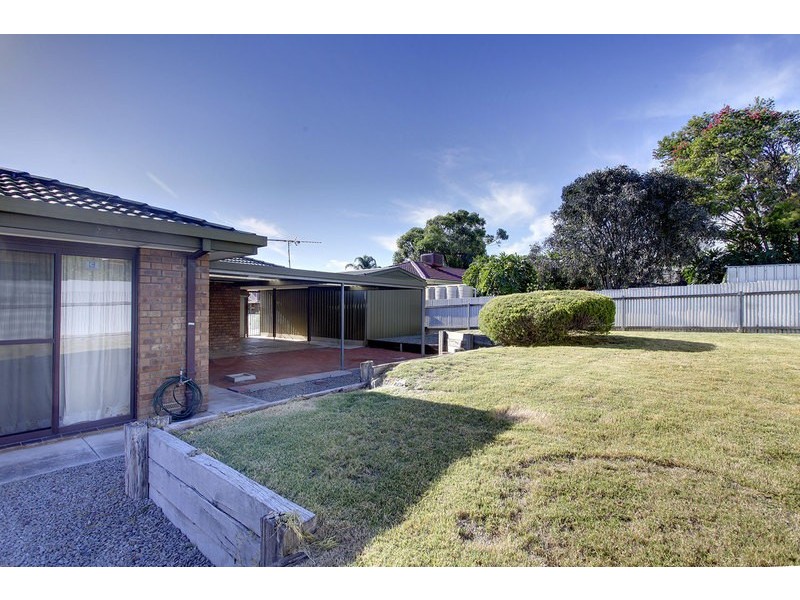 16 Sherebrooke Blvd, Woodcroft SA 5162