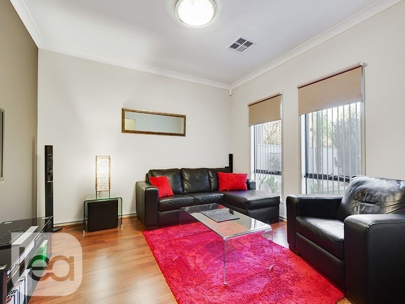 11a Macquarie Avenue, Hillcrest SA 5086