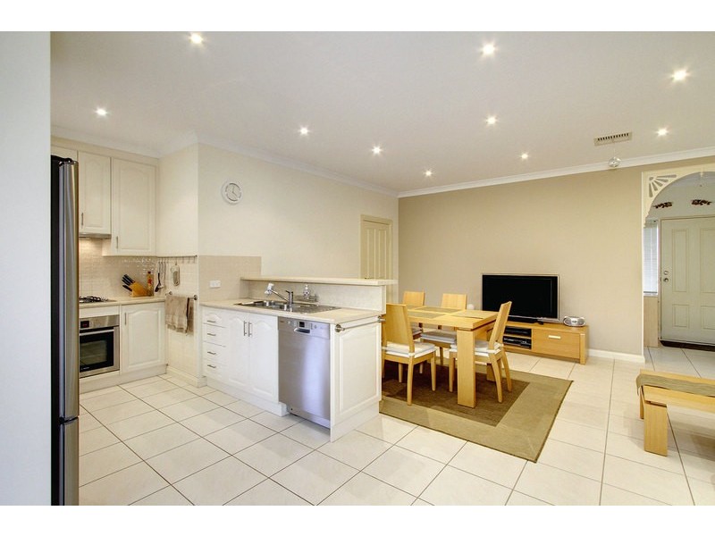 8 Lindsay Street, Rostrevor SA 5073