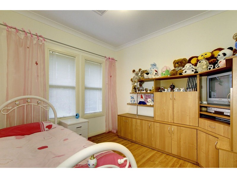 8 Lindsay Street, Rostrevor SA 5073