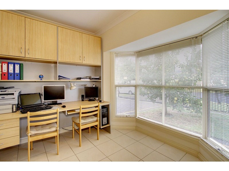 8 Lindsay Street, Rostrevor SA 5073