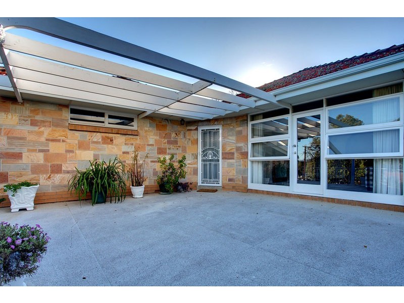 24 Sassafras Drive, Highbury SA 5089