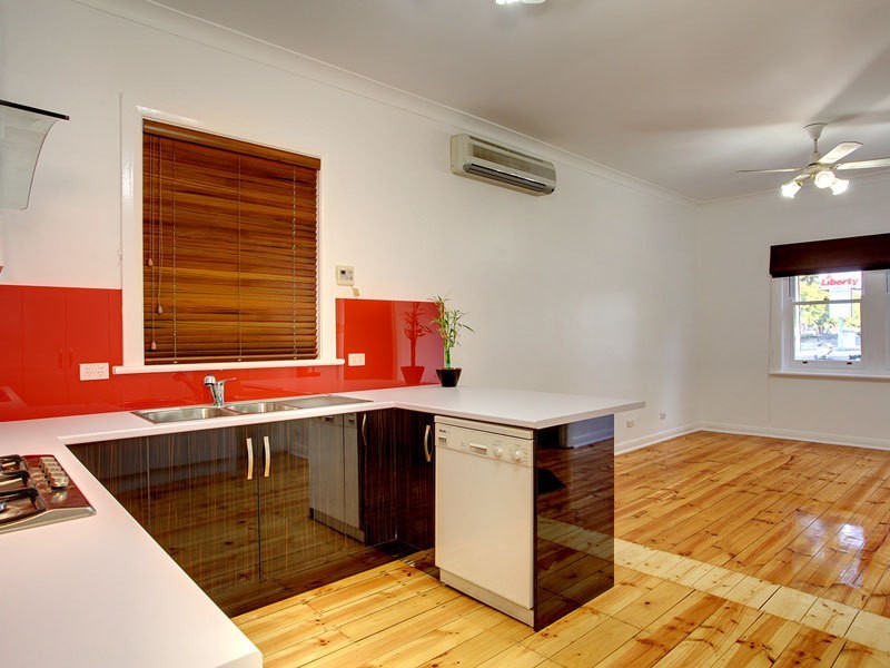 2 Chamberlain Ave, Clarence Gardens SA 5039