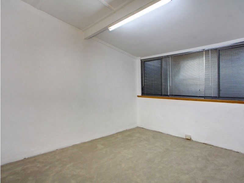 2 Chamberlain Ave, Clarence Gardens SA 5039