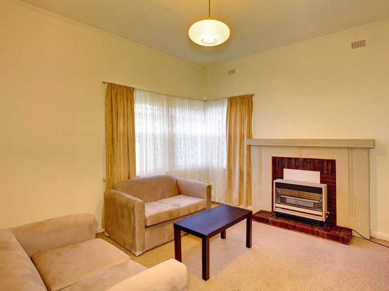 2  St Johns Avenue, Renown Park SA 5008