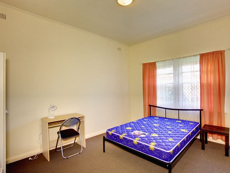 2  St Johns Avenue, Renown Park SA 5008