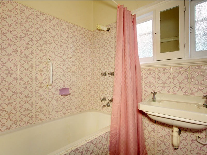 2  St Johns Avenue, Renown Park SA 5008